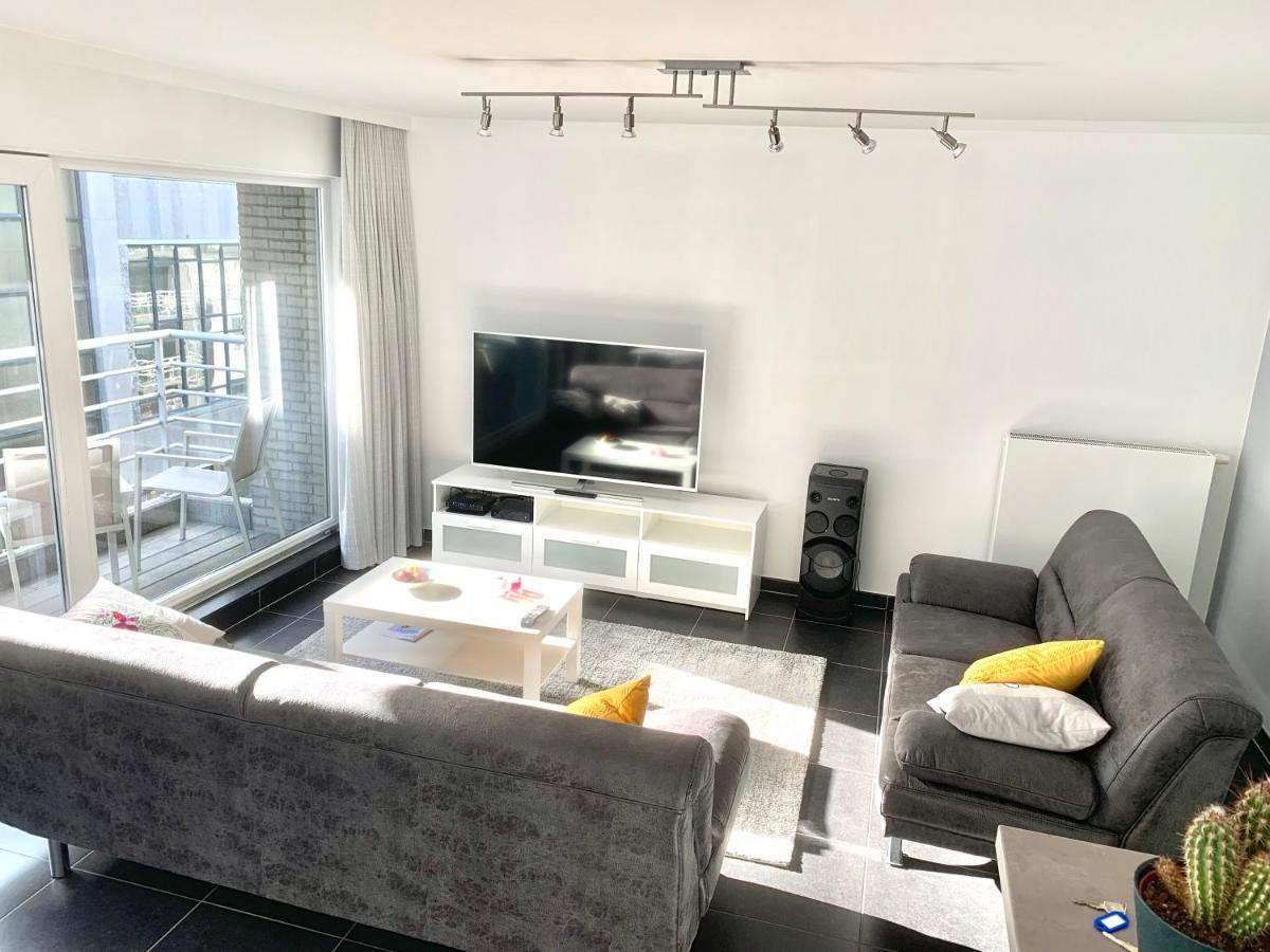 Vakantieappartement Emiel Centrum Oostende Met Garage المظهر الخارجي الصورة